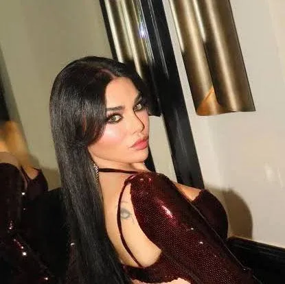 فيديو هيفاء وهبي تسوي موطة تمص 2025